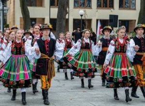 Udział szkoły w gminnych obchodach Święta Niepodległości