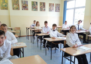 Uczniowie na jednej z sal egzaminacyjnych przed rozpoczęciem egzaminu