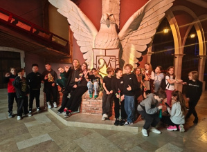 Ekscytująca podróż do Krainy Przygody! Klasa 4d w Mandorii!