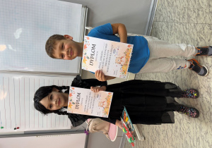 Wyróżnieni uczniowie z klasy 1b.