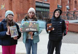 Zwycięzcy konkursu wiedzy o ojcu niepodległości z nagrodami z IPN