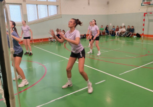 Reprezentantki Rzgowa podczas gry.