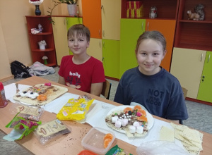 Uczniowie klasy 4a w kuchni pana Kleksa