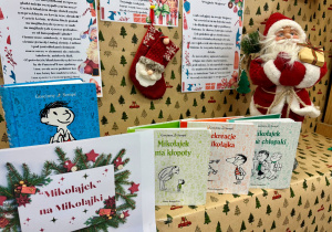 Wystawa książek z serii "Mikołajek".