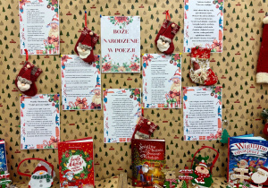 Wystawa wierszy o Bożym Narodzeniu.
