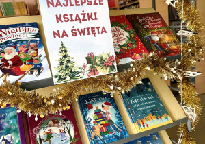 Wystawa książek "Najlepsze książki na Święta".