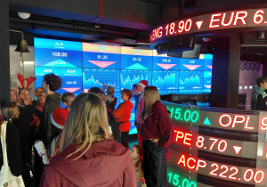 Uczestnicy wyprawy na giełdzie papierów wartościowych