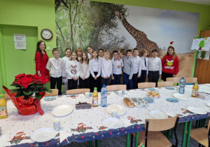 Klasa 4b razem z Wychowawcą