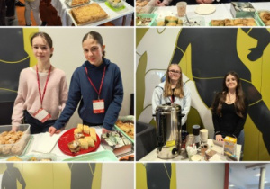 Szkolni wolontariusze wraz z opiekunami podczas Turnieju Piłkarskiego Caritas.