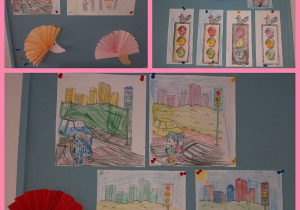 Kolaż zdjęć przedstawiający rysunki uczniów związane z tematem bezpieczeństwa na drodze. Sygnalizatory świetlne i dzieci przechodzące przez jezdnię.