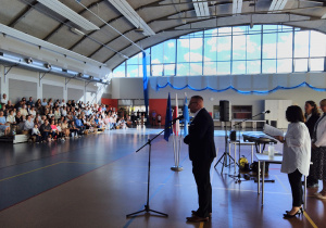 Przewodniczący Rady Miejskiej w Rzgowie Pan Radosław Pełka składa życzenia z okazji rozpoczęcia roku szkolnego.
